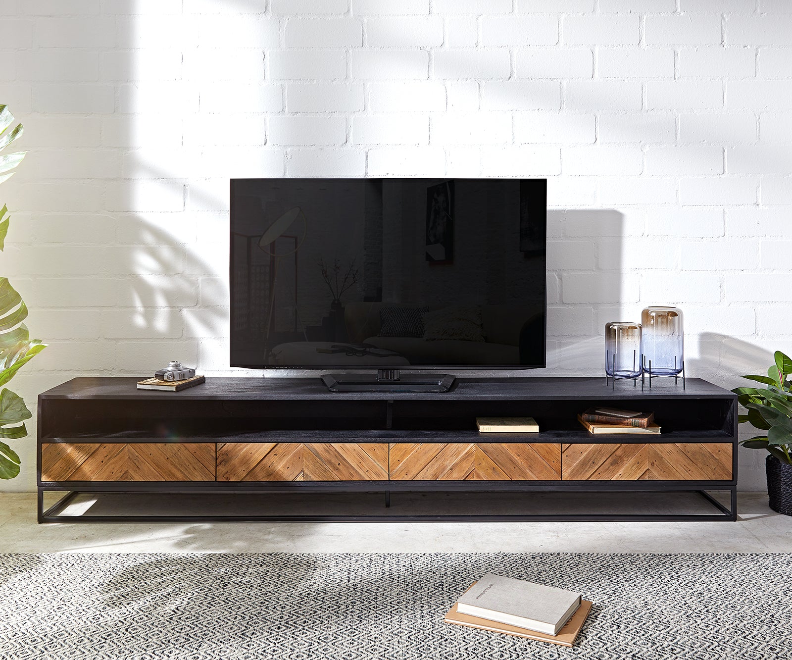 TV Stand Famke 120-240 cm With Drawers Mango & Teak Wood