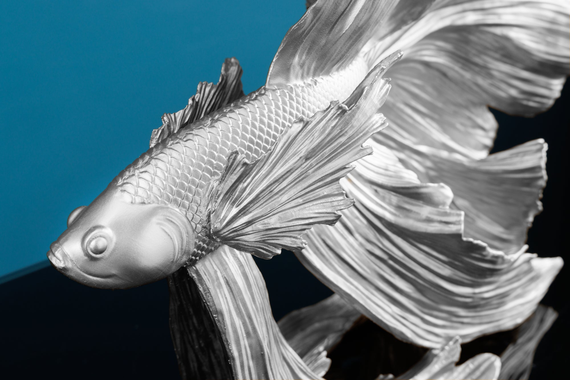 Decorative Figure Fighting Fish Crowntail 35cm Silver Betta Fish