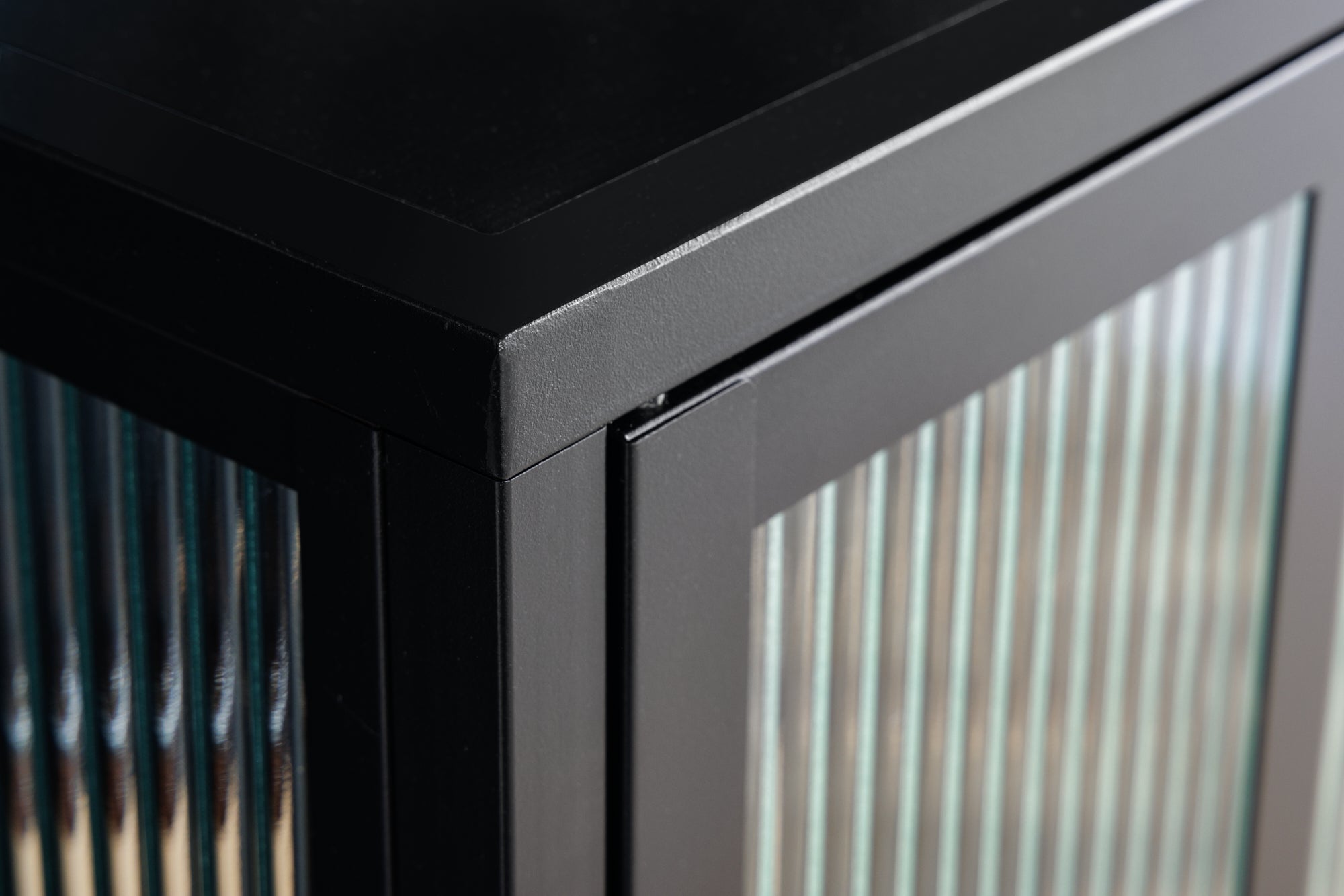 Cabinet Dura 102cm Ribbed Glass Steel Black